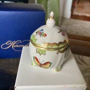 Herend small covered box.  Beautiful!